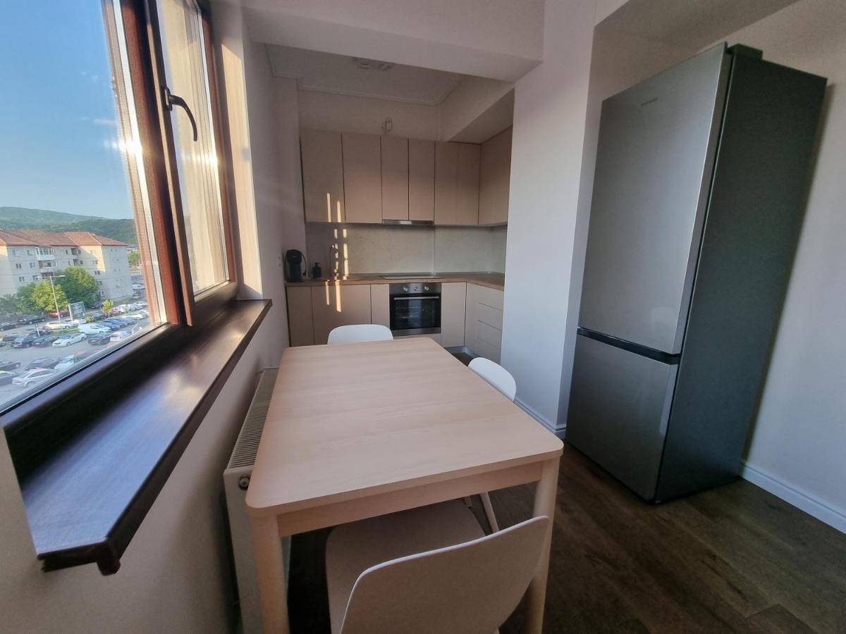 Apartament In Complex Rezidential Râmnicu Vâlcea Buitenkant foto